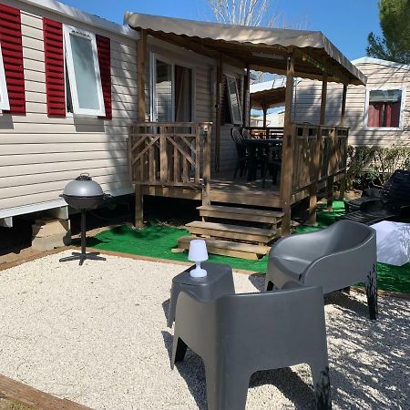 Mobilhome Vias Plage Dans Camping Eksteriør billede