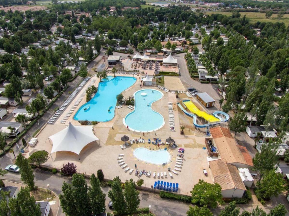 Mobilhome Vias Plage Dans Camping Eksteriør billede