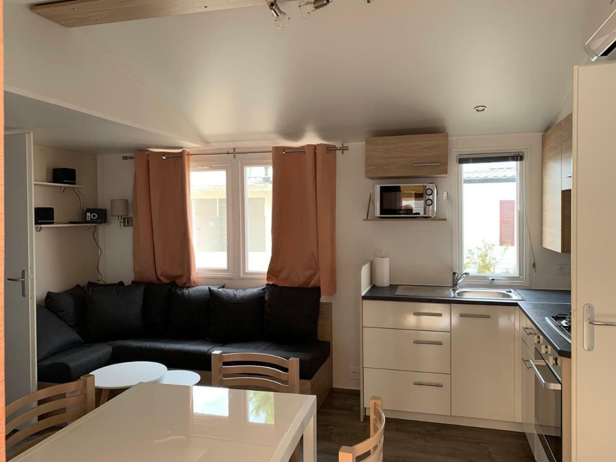 Mobilhome Vias Plage Dans Camping Eksteriør billede